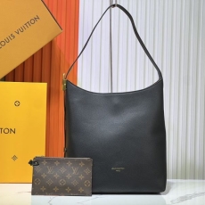 Louis Vuitton Hobo Bags